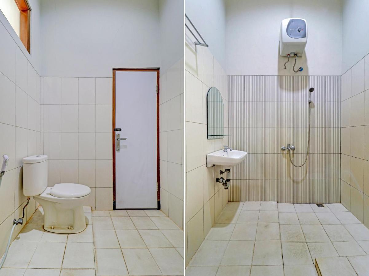 Oyo 90347 Hotel Srikandi Syariah タシクマラヤ エクステリア 写真